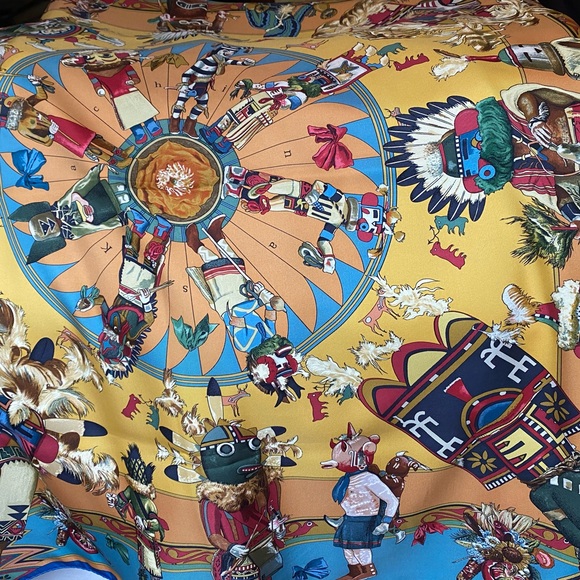 RARE COLLECTOR'S Hermes Kermit Oliver Kachinas Silk Scarf - Picture 11 of 11